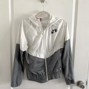 Women’s Nike Windbreaker